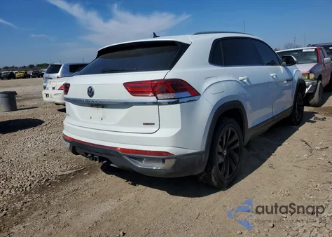 2022 Volkswagen Atlas Cross Sport Se from USA, damaged, VIN 1V2KE2CA8NC216497